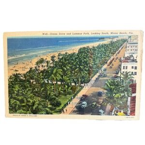 Vintage Linen Postcard Ocean Drive Lummus Park Miami Beach Flordia‎ Curteich